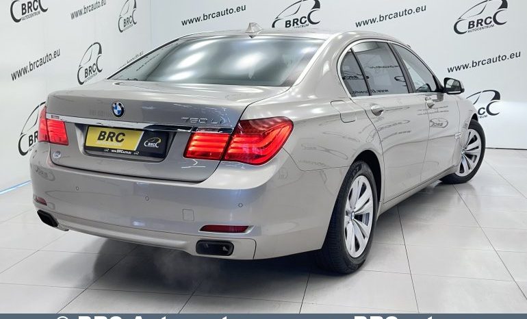 BMW 750 xDrive Long Automatas 2011 full