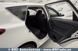 Toyota Auris 1.8 Hybrid Automatas 2016 full