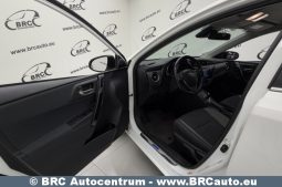 Toyota Auris 1.8 Hybrid Automatas 2016 full