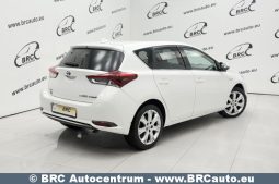 Toyota Auris 1.8 Hybrid Automatas 2016 full
