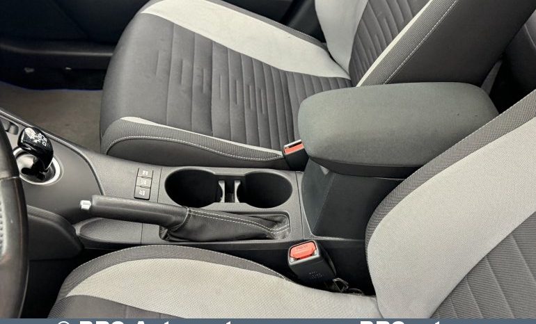 Toyota Auris 1.8 Hybrid Automatas 2016 full