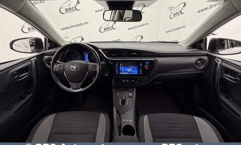 Toyota Auris 1.8 Hybrid Automatas 2016 full