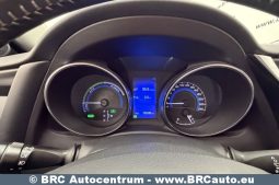 Toyota Auris 1.8 Hybrid Automatas 2016 full