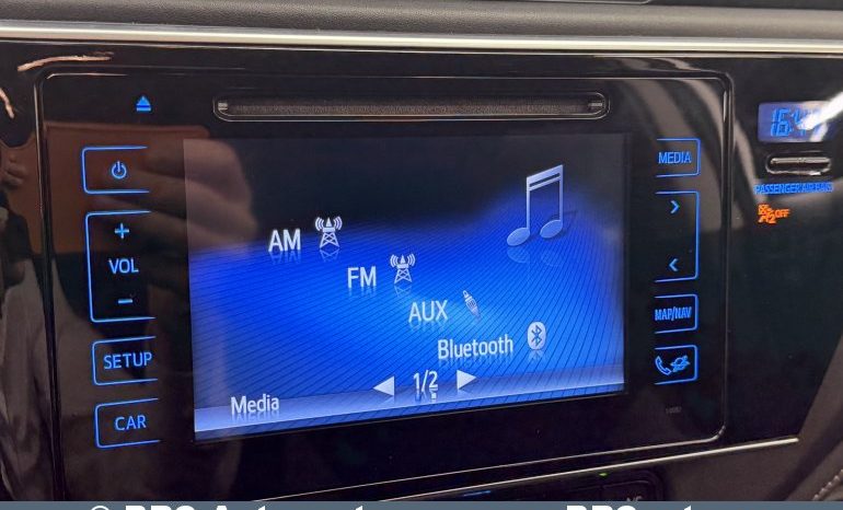 Toyota Auris 1.8 Hybrid Automatas 2016 full