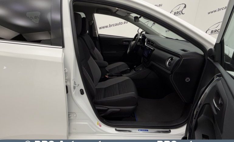 Toyota Auris 1.8 Hybrid Automatas 2016 full
