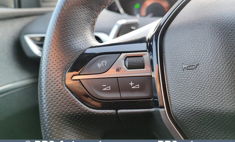 Peugeot 3008 1.2 PureTech GT-Line Automatas 2017 full