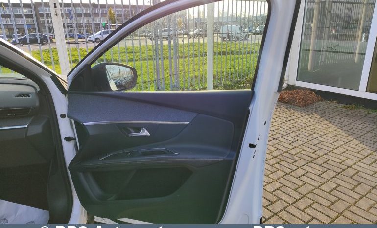 Peugeot 3008 1.2 PureTech GT-Line Automatas 2017 full