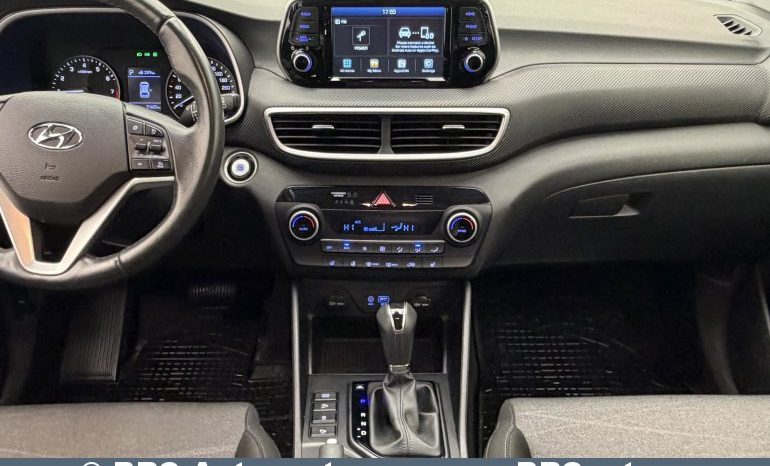 Hyundai Tucson 1.6 T-GDI Automatas 2019 full