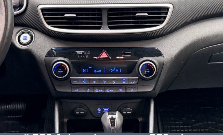 Hyundai Tucson 1.6 T-GDI Automatas 2019 full