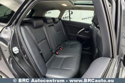 Toyota Avensis 2.2 D-4D Premium Wagon Automatas 2014 full