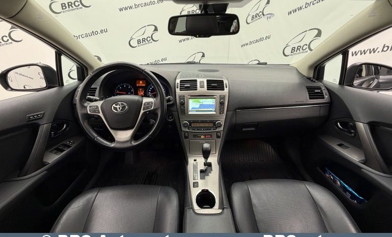Toyota Avensis 2.2 D-4D Premium Wagon Automatas 2014 full
