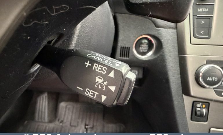 Toyota Avensis 2.2 D-4D Premium Wagon Automatas 2014 full