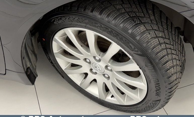 Toyota Avensis 2.2 D-4D Premium Wagon Automatas 2014 full