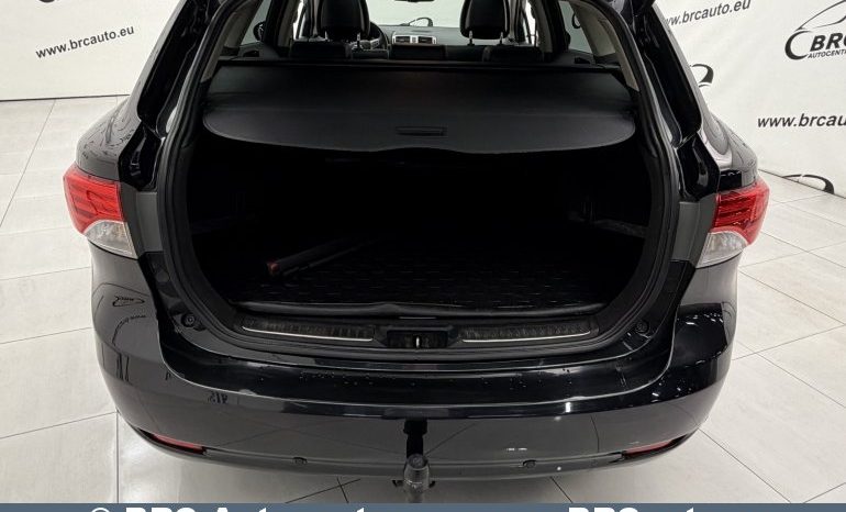 Toyota Avensis 2.2 D-4D Premium Wagon Automatas 2014 full