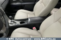 Toyota Avensis 2.2 D-CAT Wagon Automatas 2011 full