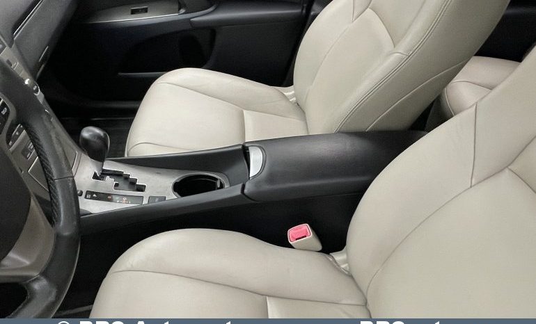 Toyota Avensis 2.2 D-CAT Wagon Automatas 2011 full