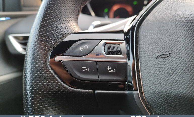 Peugeot 3008 1.2 PureTech GT-Line Automatas 2019 full
