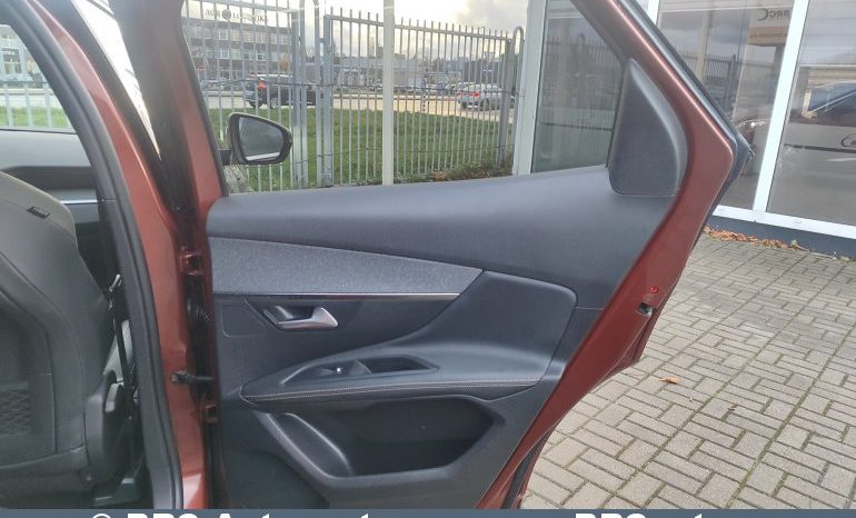 Peugeot 3008 1.2 PureTech GT-Line Automatas 2019 full