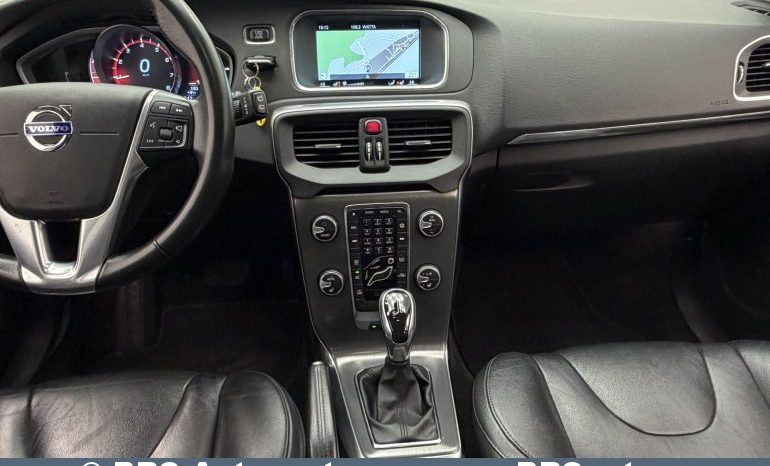 Volvo V40 2.0 T5 Automatas 2015 full