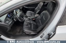 Volvo V40 2.0 T5 Automatas 2015 full