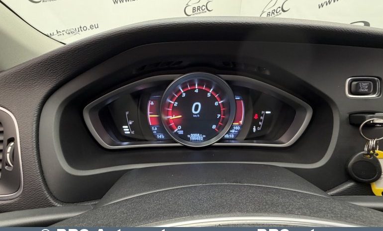 Volvo V40 2.0 T5 Automatas 2015 full