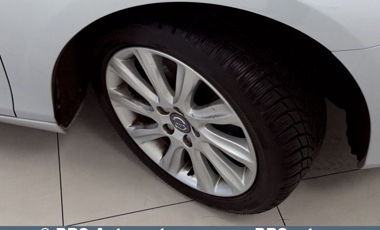 Volvo V40 2.0 T5 Automatas 2015 full