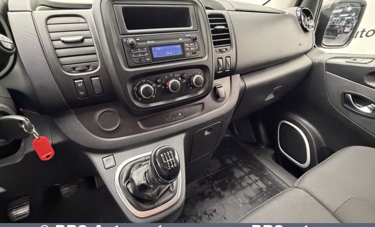 Renault Trafic 2.0 dCi 2020 full