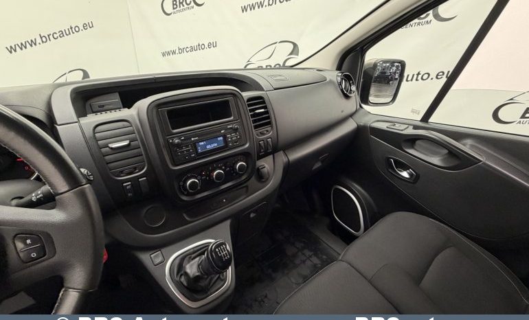 Renault Trafic 2.0 dCi 2020 full