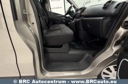 Renault Trafic 2.0 dCi 2020 full