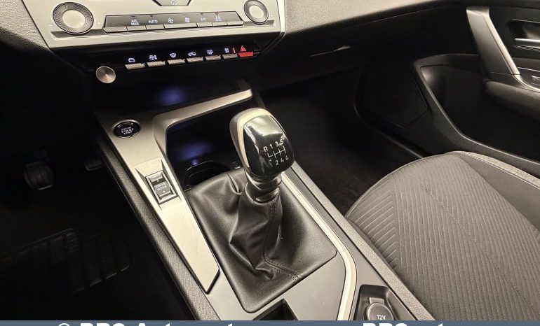 Peugeot 308 1.2 PureTech 2022 full