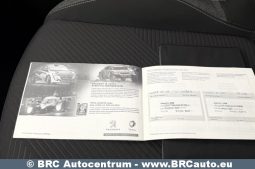 Peugeot 308 1.2 PureTech 2022 full