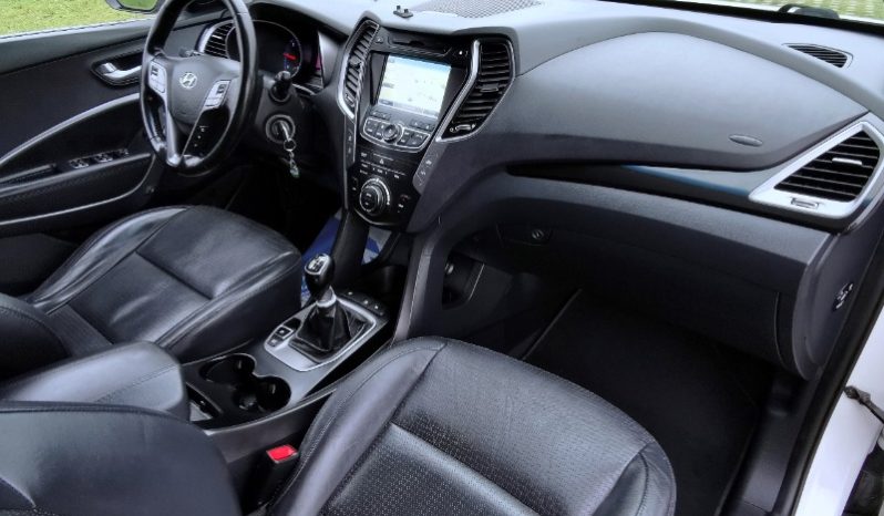 Hyundai Santa Fe 2013 full