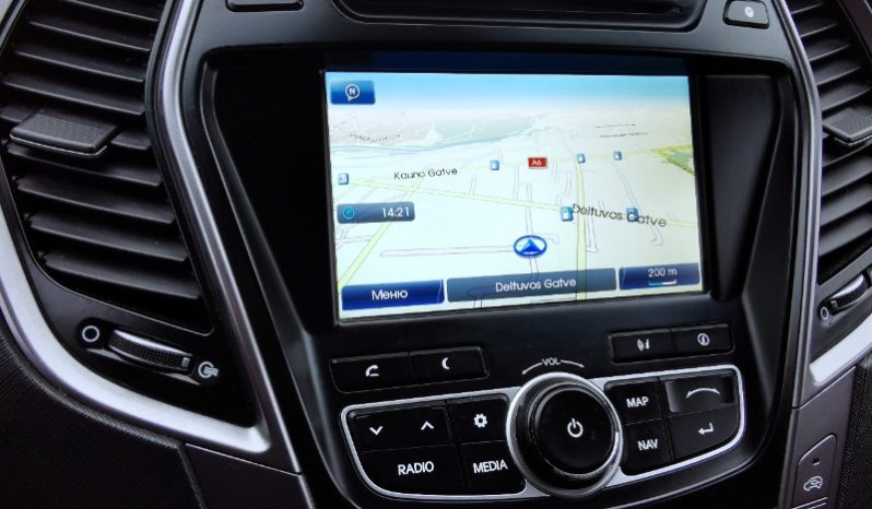 Hyundai Santa Fe 2013 full