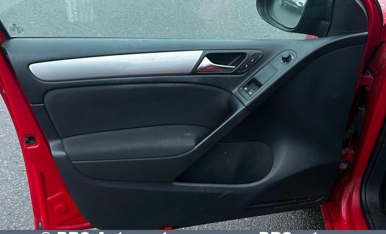 Volkswagen Golf 1.6 TDI 2012 full