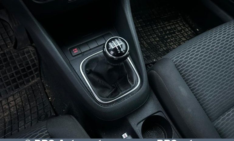 Volkswagen Golf 1.6 TDI 2012 full