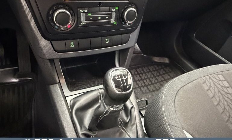 Skoda Yeti 2.0 TDI 2013 full