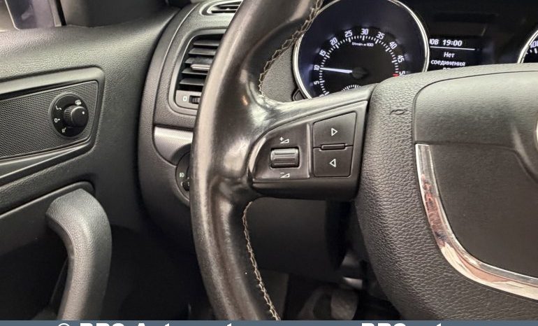 Skoda Yeti 2.0 TDI 2013 full