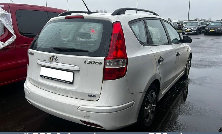 Hyundai i30  2012 full