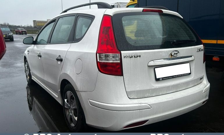 Hyundai i30  2012 full