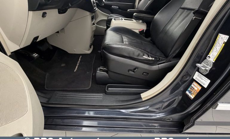 Chrysler Town Country V6 Automatas 2013 full