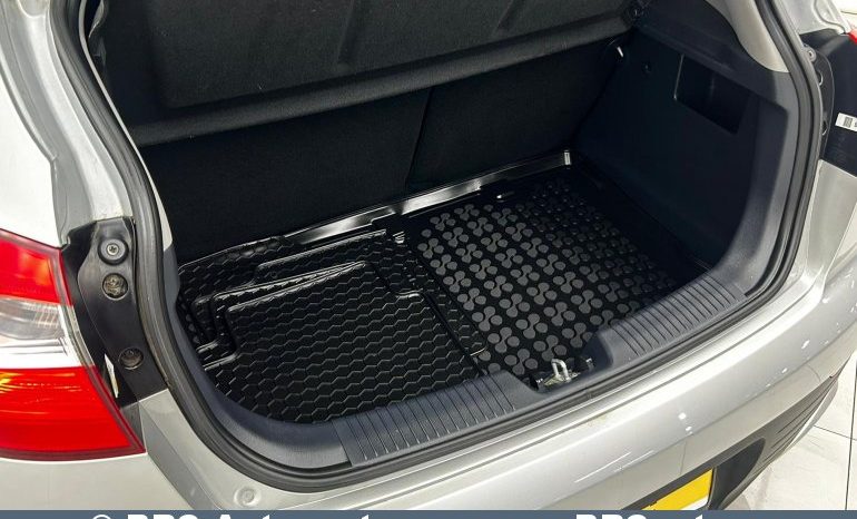 Kia Rio 1.1 CRDi 2017 full