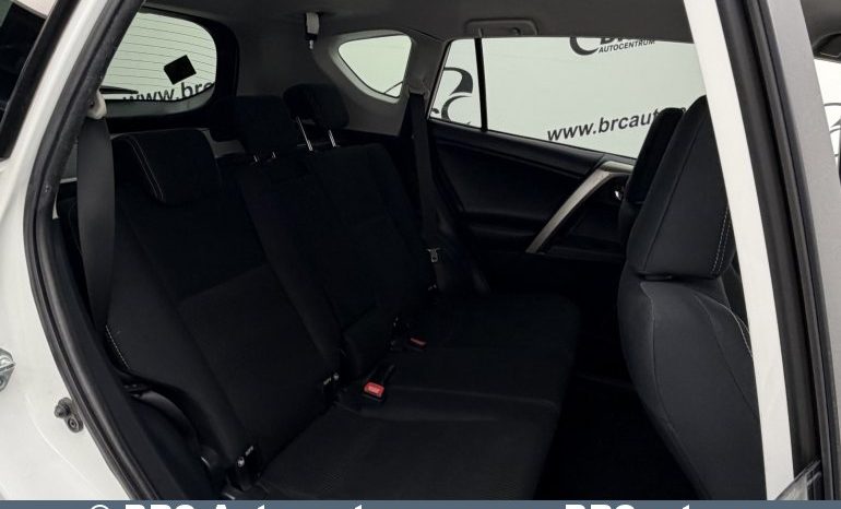 Toyota RAV 4 AWD 2.0 D-4D 2015 full