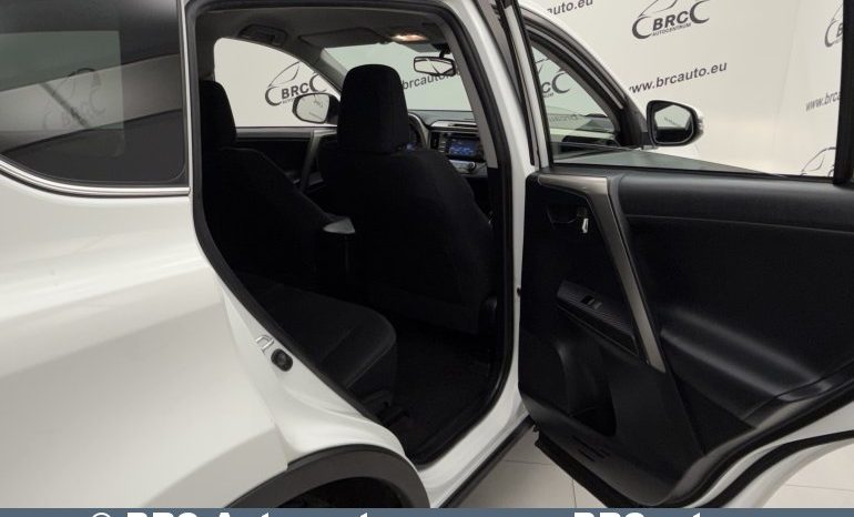 Toyota RAV 4 AWD 2.0 D-4D 2015 full