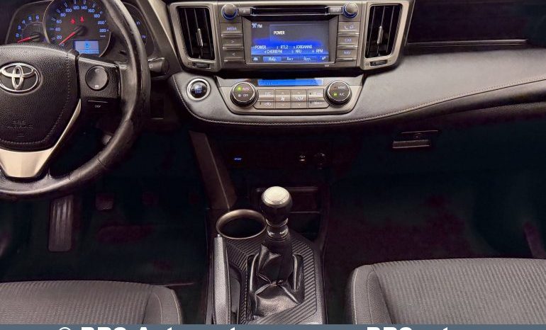 Toyota RAV 4 AWD 2.0 D-4D 2015 full