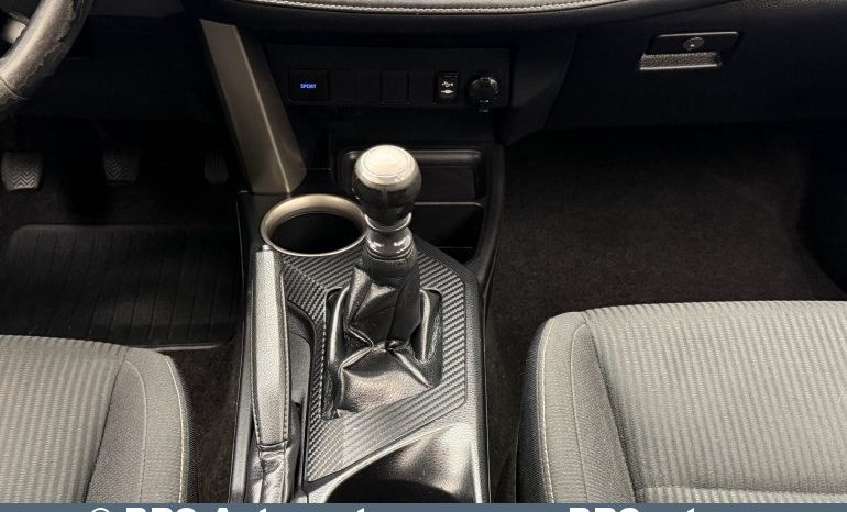 Toyota RAV 4 AWD 2.0 D-4D 2015 full