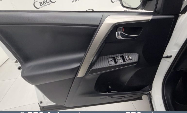 Toyota RAV 4 AWD 2.0 D-4D 2015 full