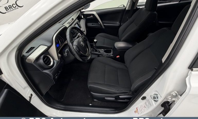 Toyota RAV 4 AWD 2.0 D-4D 2015 full