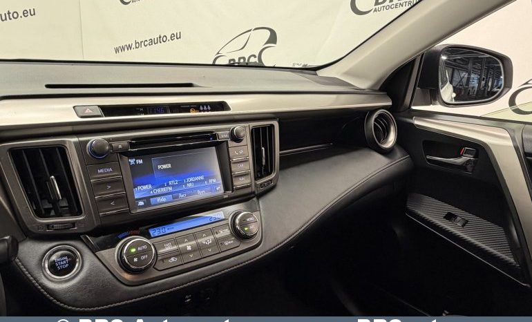 Toyota RAV 4 AWD 2.0 D-4D 2015 full