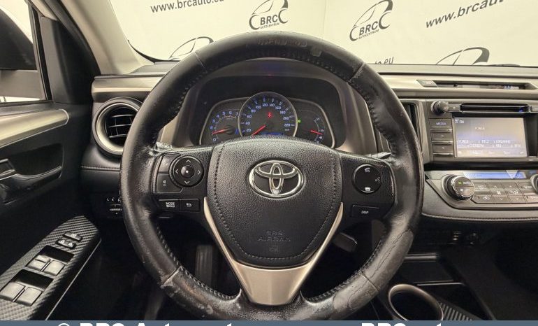Toyota RAV 4 AWD 2.0 D-4D 2015 full