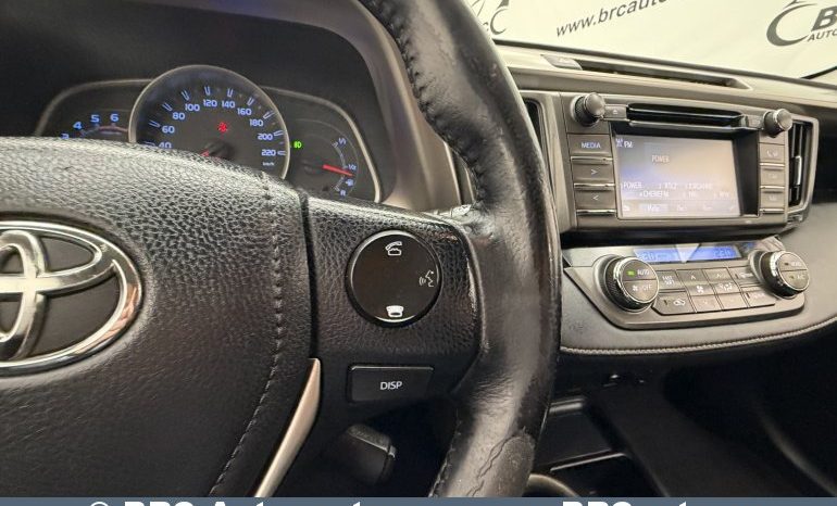 Toyota RAV 4 AWD 2.0 D-4D 2015 full